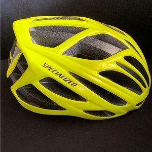 Specialized Echelon II Cycling helmet never used like new size small
